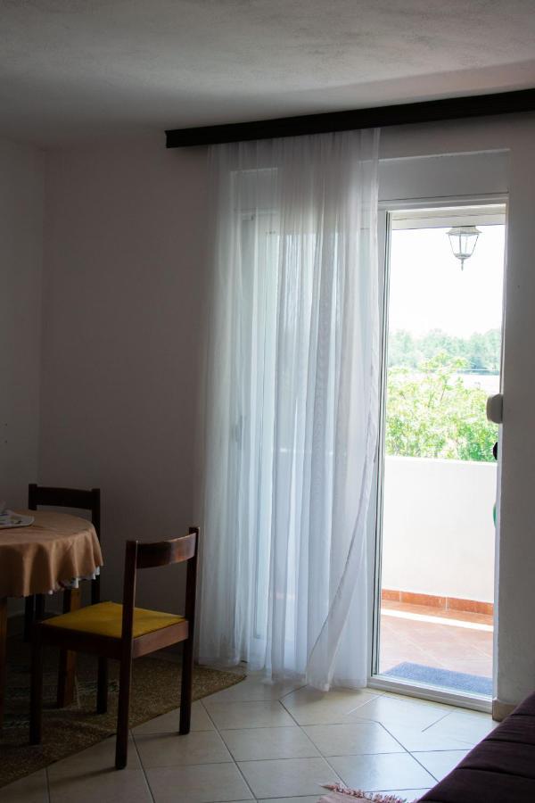 Luce Di Sole Apartment Ülgün Dış mekan fotoğraf