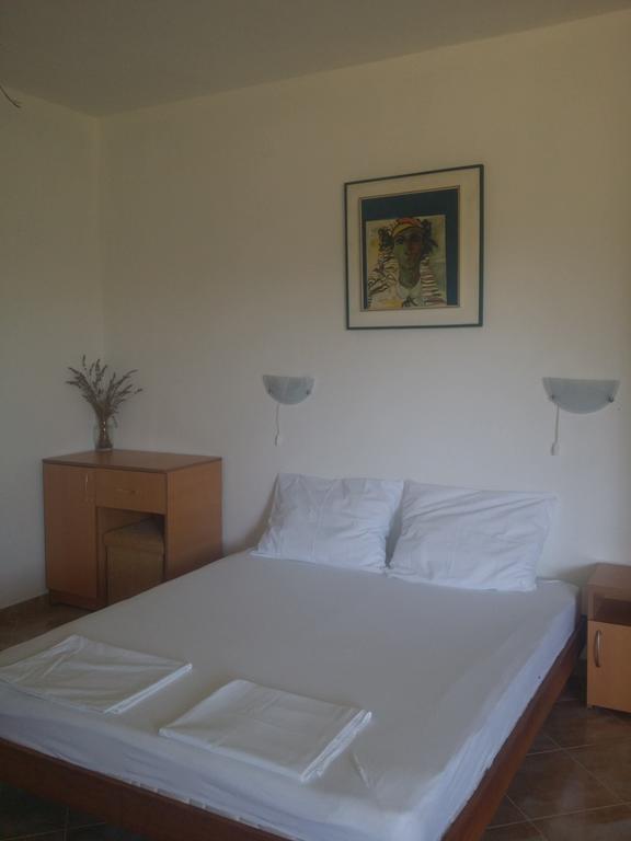 Luce Di Sole Apartment Ülgün Oda fotoğraf